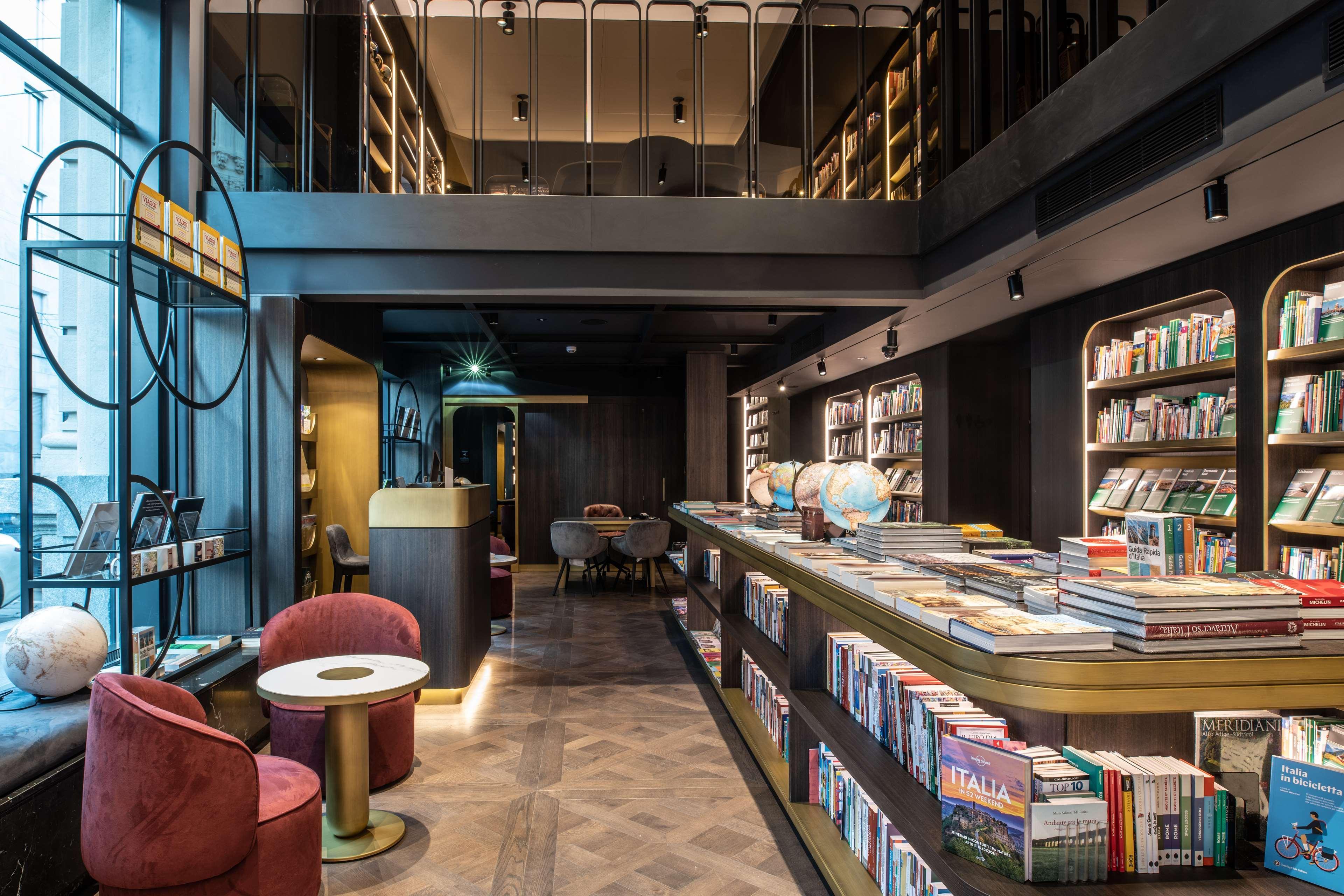 Radisson Collection Hotel, Palazzo Touring Club Milano Ngoại thất bức ảnh Library
