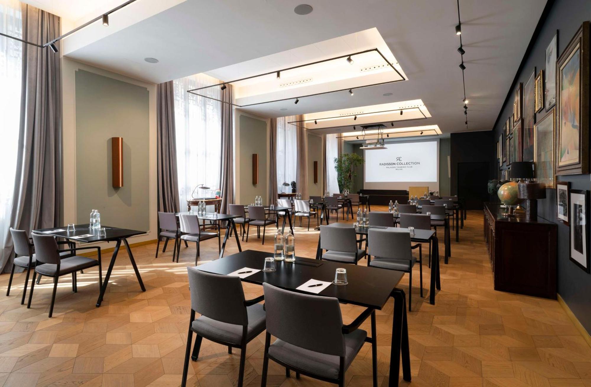 Radisson Collection Hotel, Palazzo Touring Club Milano Ngoại thất bức ảnh